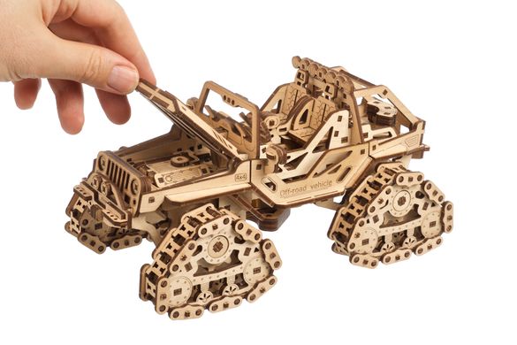 3D пазл UGEARS механический "Гусеничный внедорожник" 6337469 Mams family